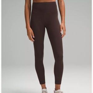 Wunder Train High-Rise Tight 25"